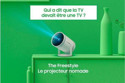 Vidéoprojecteur SAMSUNG PACK VIDEOPROJECTEUR SAMSUNG THE FREESTYLE 2ND GEN. + BATTERIE PORTABLE + ETUI PROTECTEUR + COQUE SOUPLE VERTE