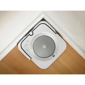 iRobot® Braava® Jet m6134 Robot laveur de sols - Connecté WiFi - Pulvérisateur de haute précision